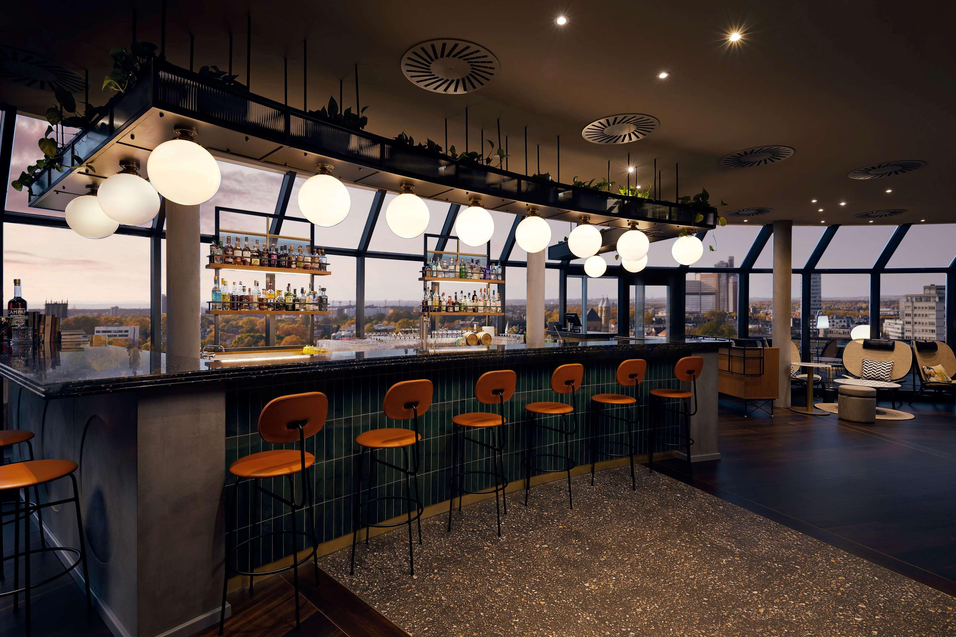 Wasserturm Hotel Cologne, Curio Collection By Hilton 외부 사진
