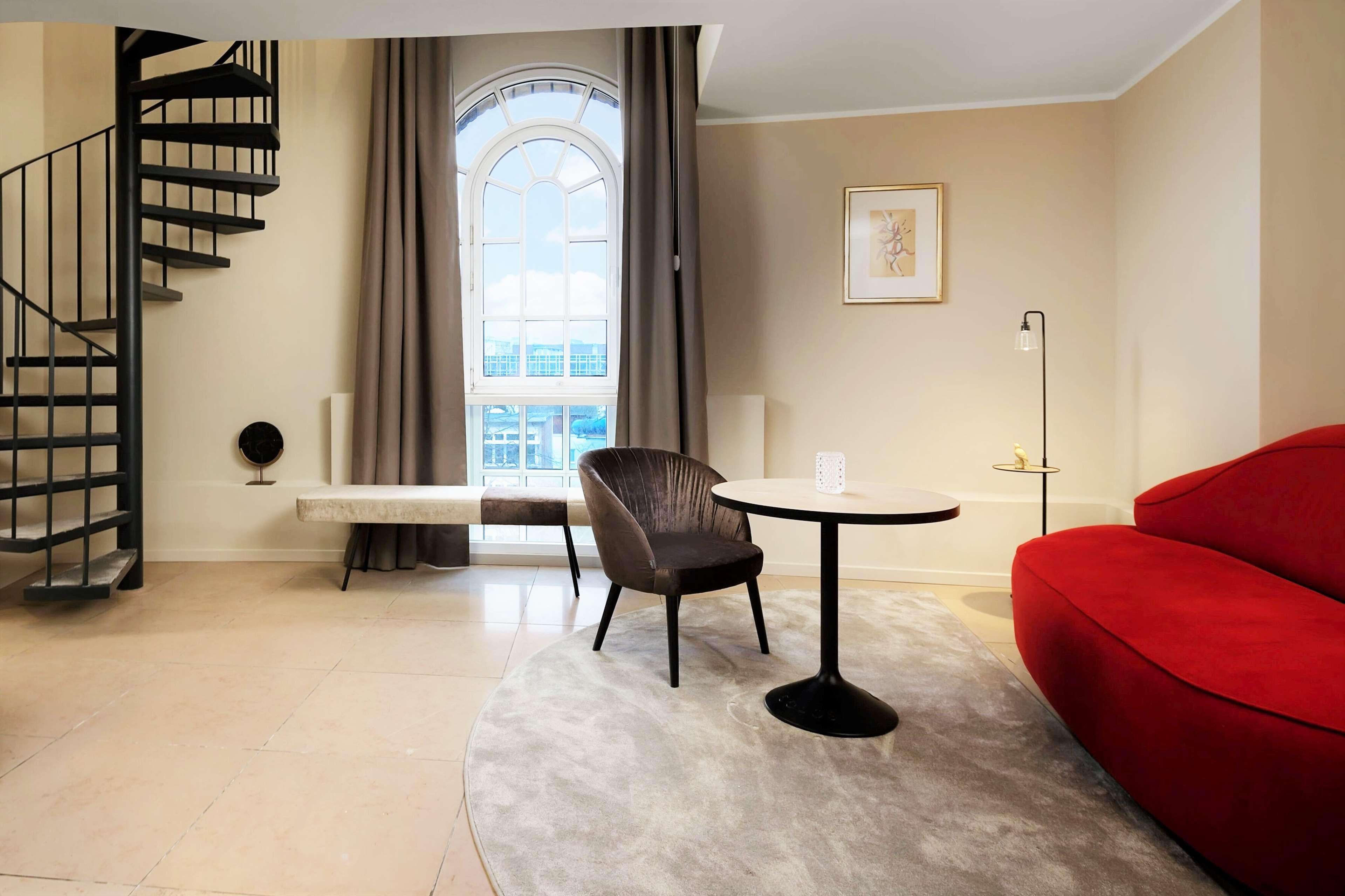 Wasserturm Hotel Cologne, Curio Collection By Hilton 외부 사진